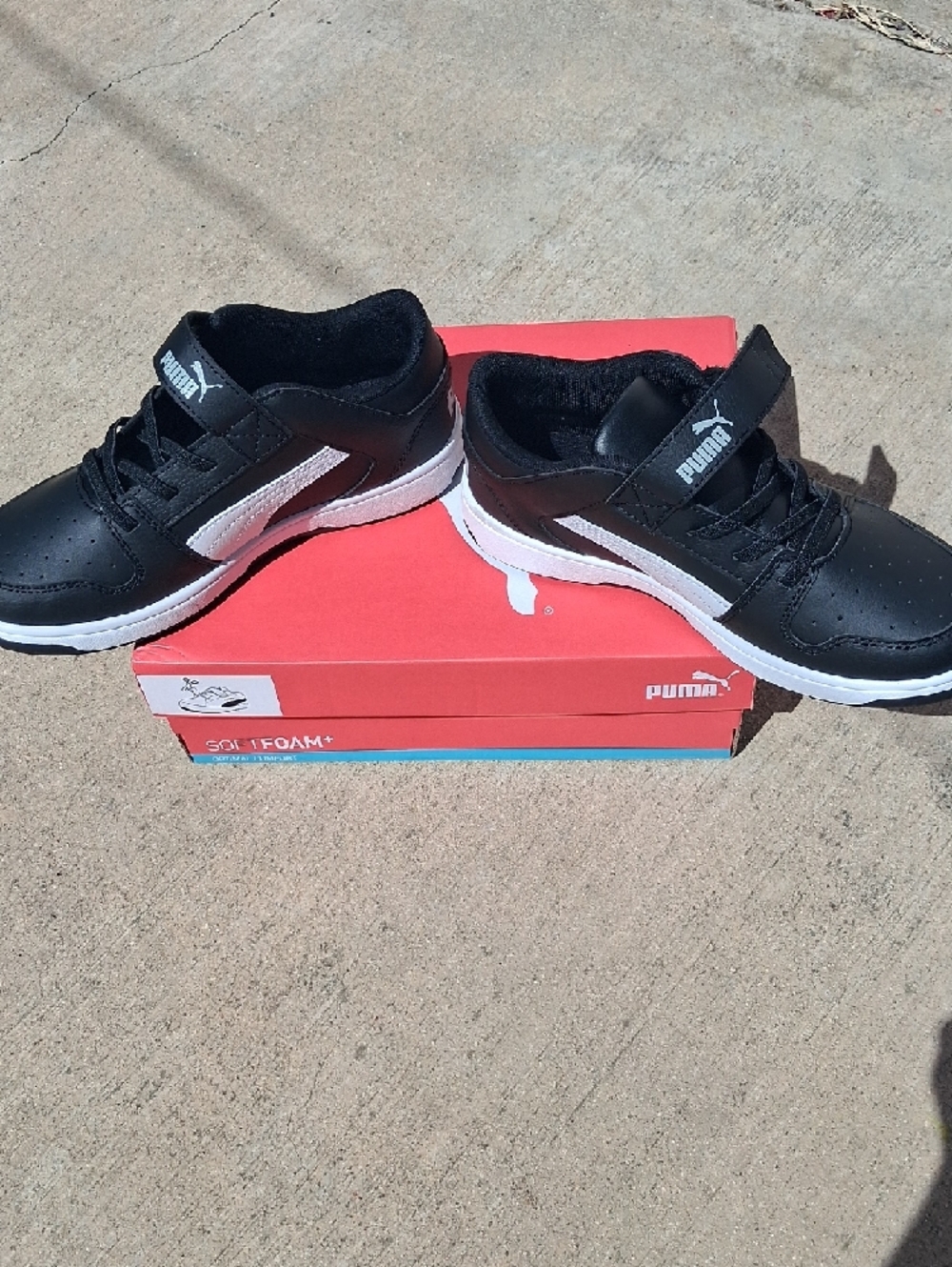 Puma Rebound Layup Low Sneakers Shoes Boys Size 3C - Picture 5 of 10